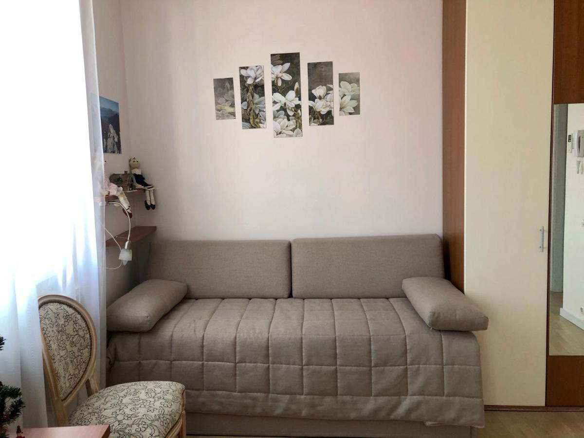 Apartment Silva Varese Bagian luar foto