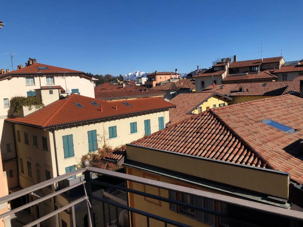 Apartment Silva Varese Bagian luar foto